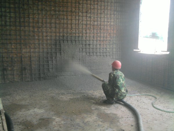 北京礼文中学墙体喷射混凝土施工
